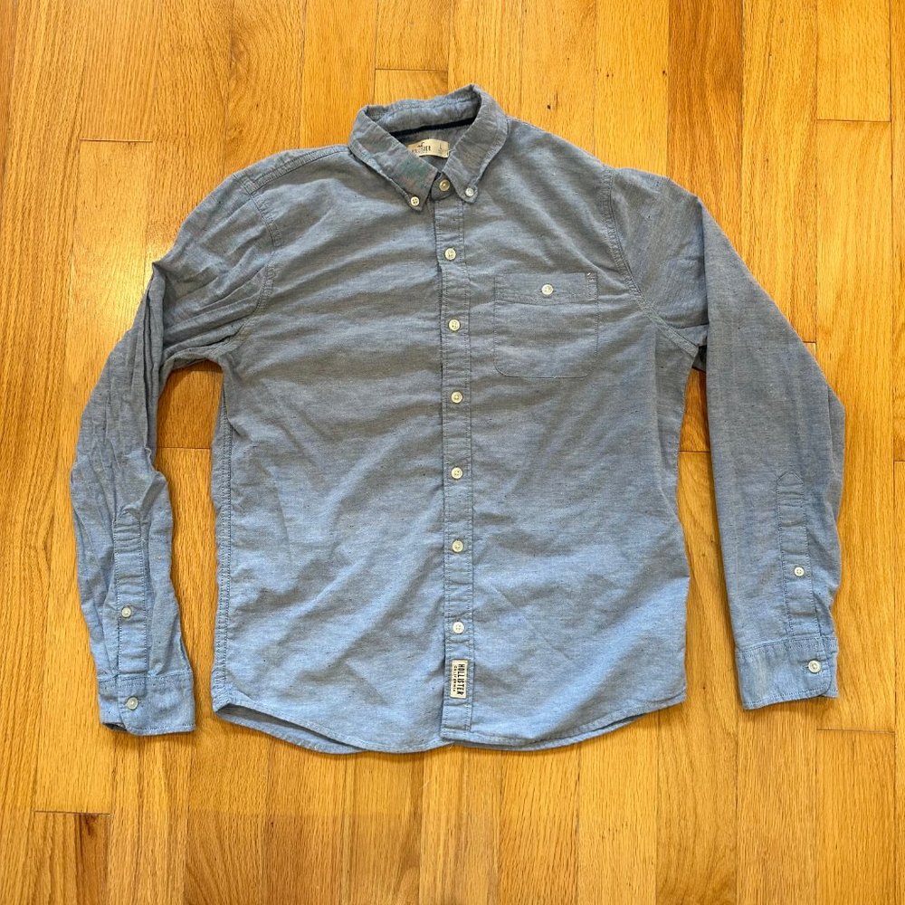 Hollister Blue Button Down Shirt with Colorful Specks - Large